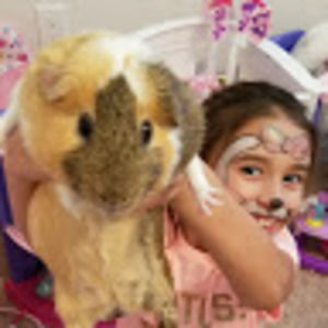 Meet your Posher, Danielle